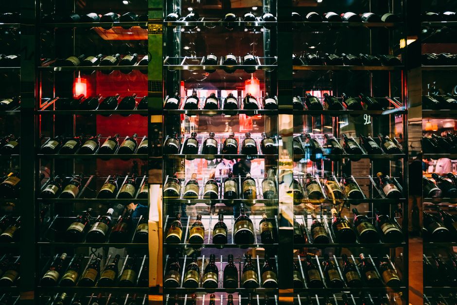 Panduan Lengkap Izin Usaha Alkohol di Bali, Lombok, Tangerang, Pontianak, Batam, dan Seluruh Indonesia
