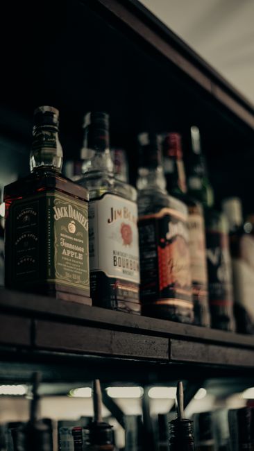 Panduan Lengkap Izin Usaha Minuman Alkohol dan Solusi Mudah dengan IzinMinol.com
